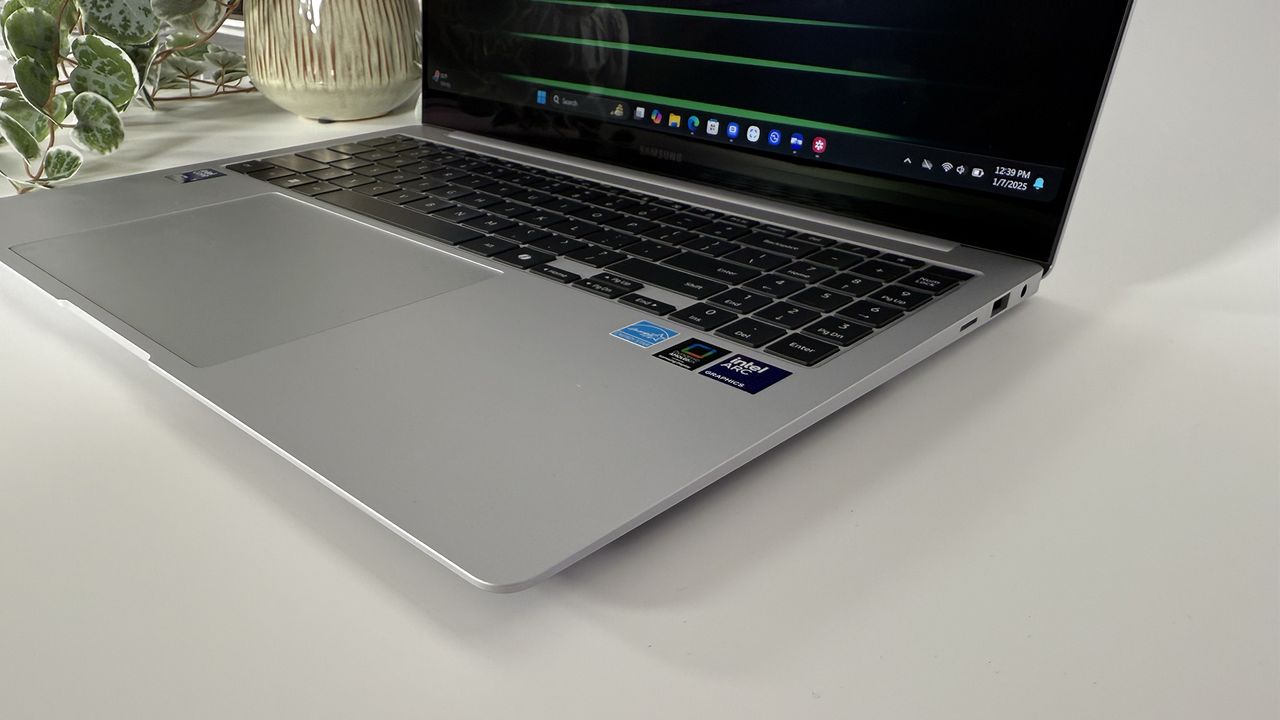 Samsung Galaxy Book5 Pro
