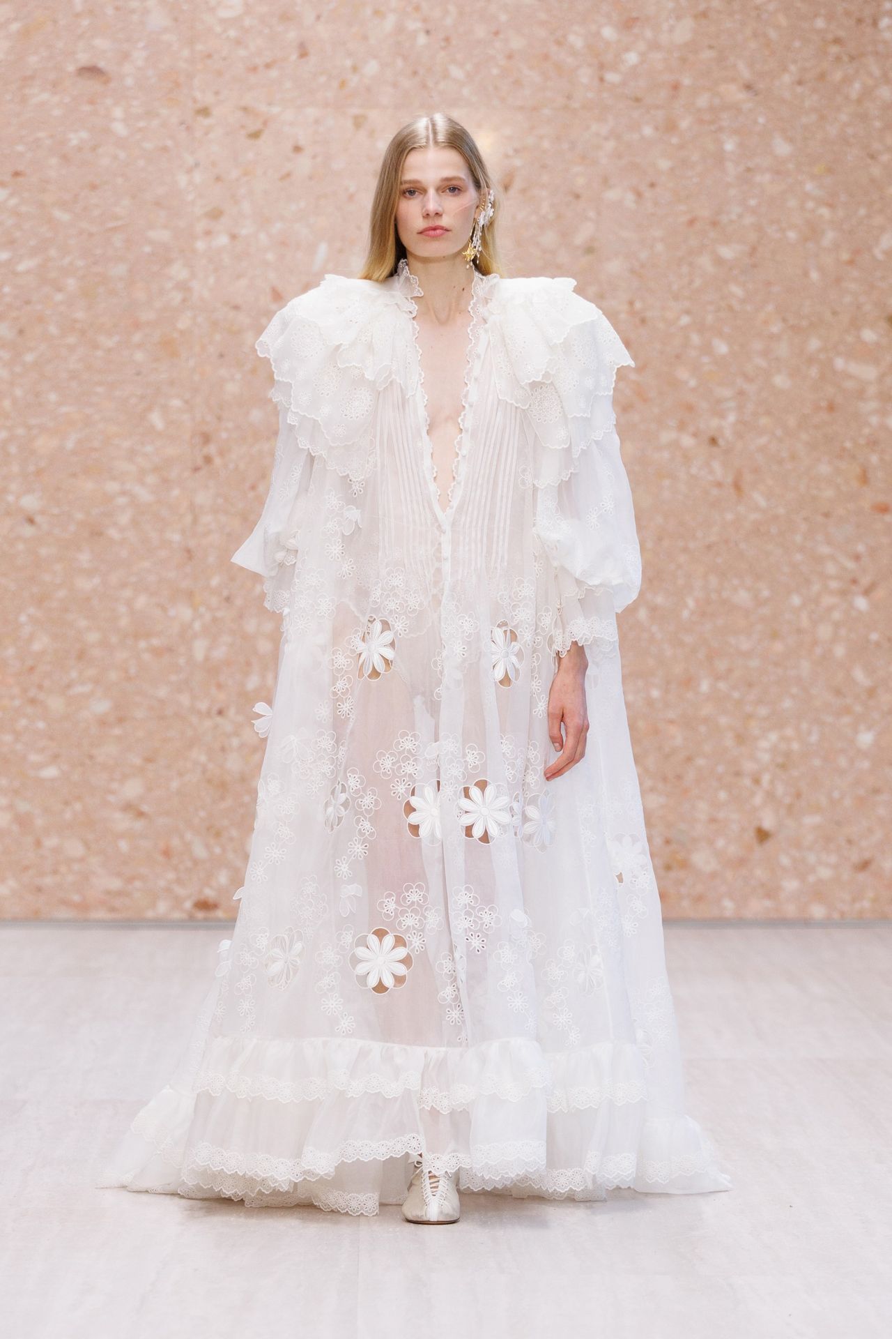 Chlo&eacute; S/S 2027 runway