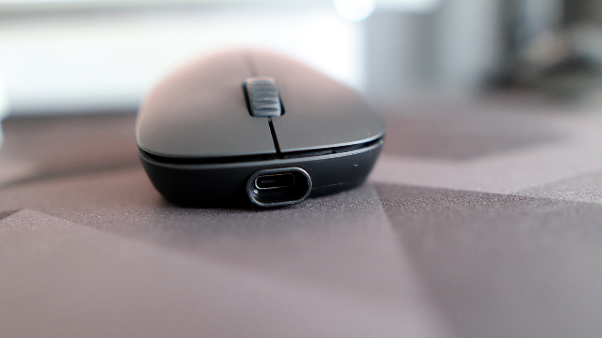 Endgame Gear XM2w 4K gaming mouse on a mouse pad.