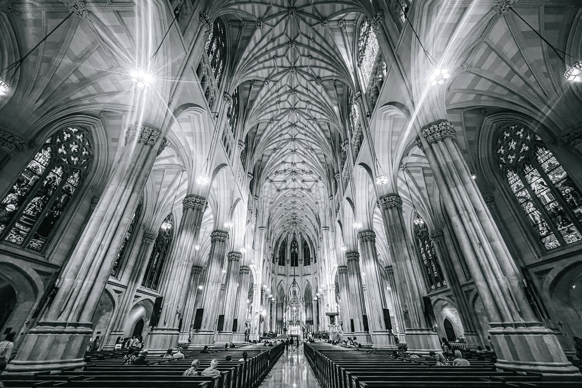 GuruShots - Powerful Black &amp; White Jan 26
