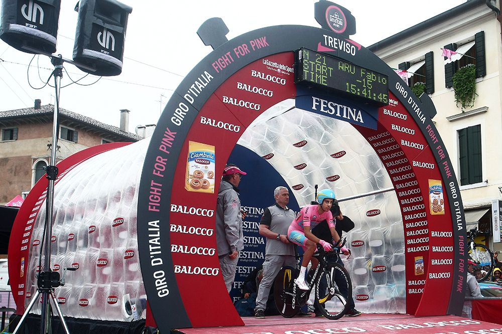 Fabio Aru (Astana) in the start house as the maglia rosa