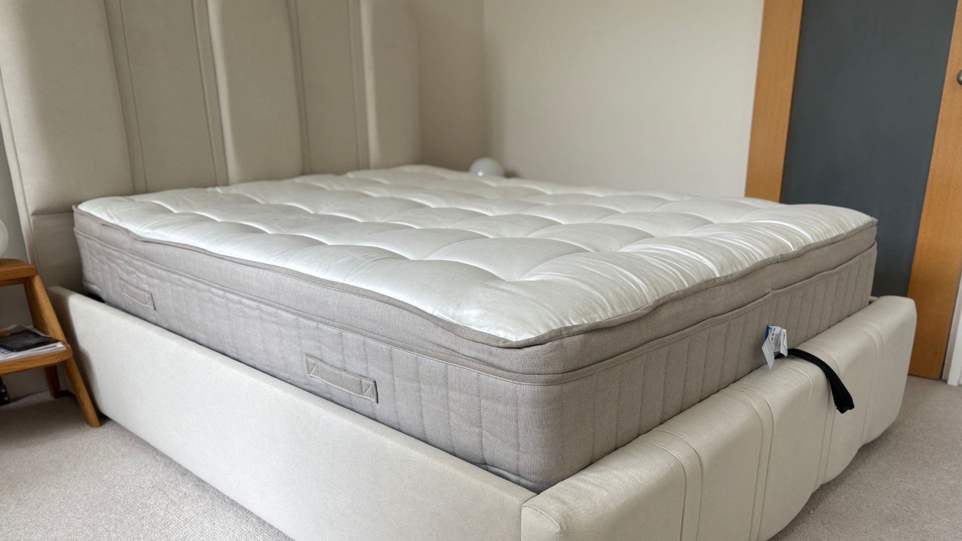 Simba Earth Apex Mattress bed