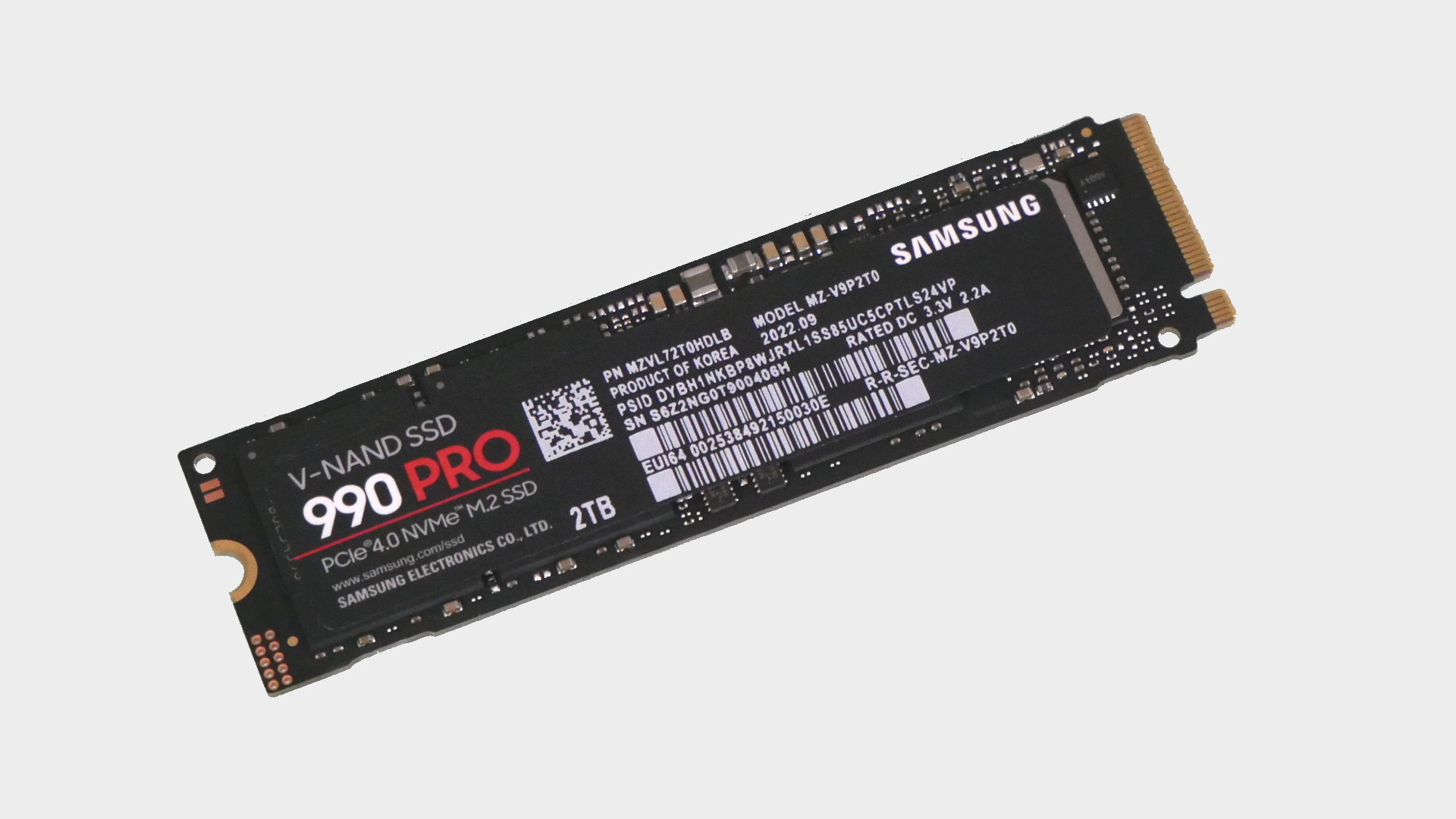 Samsung 990 PRO 2TB Solid State Drive (SSD) Heatsink, PCIe Gen 4.0 x4,  NVMe, M.2