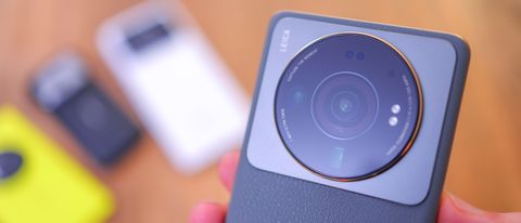 Xiaomi 12S Ultra Has the World's Largest Smartphone Camera Sensor - CNET