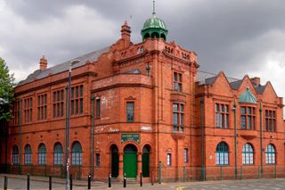 Salford Lads' Club featured in Nolly