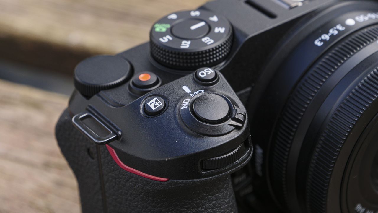 Nikon Z30