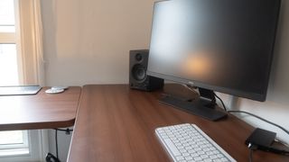 A photo of the Brodan L-shaped standing desk
