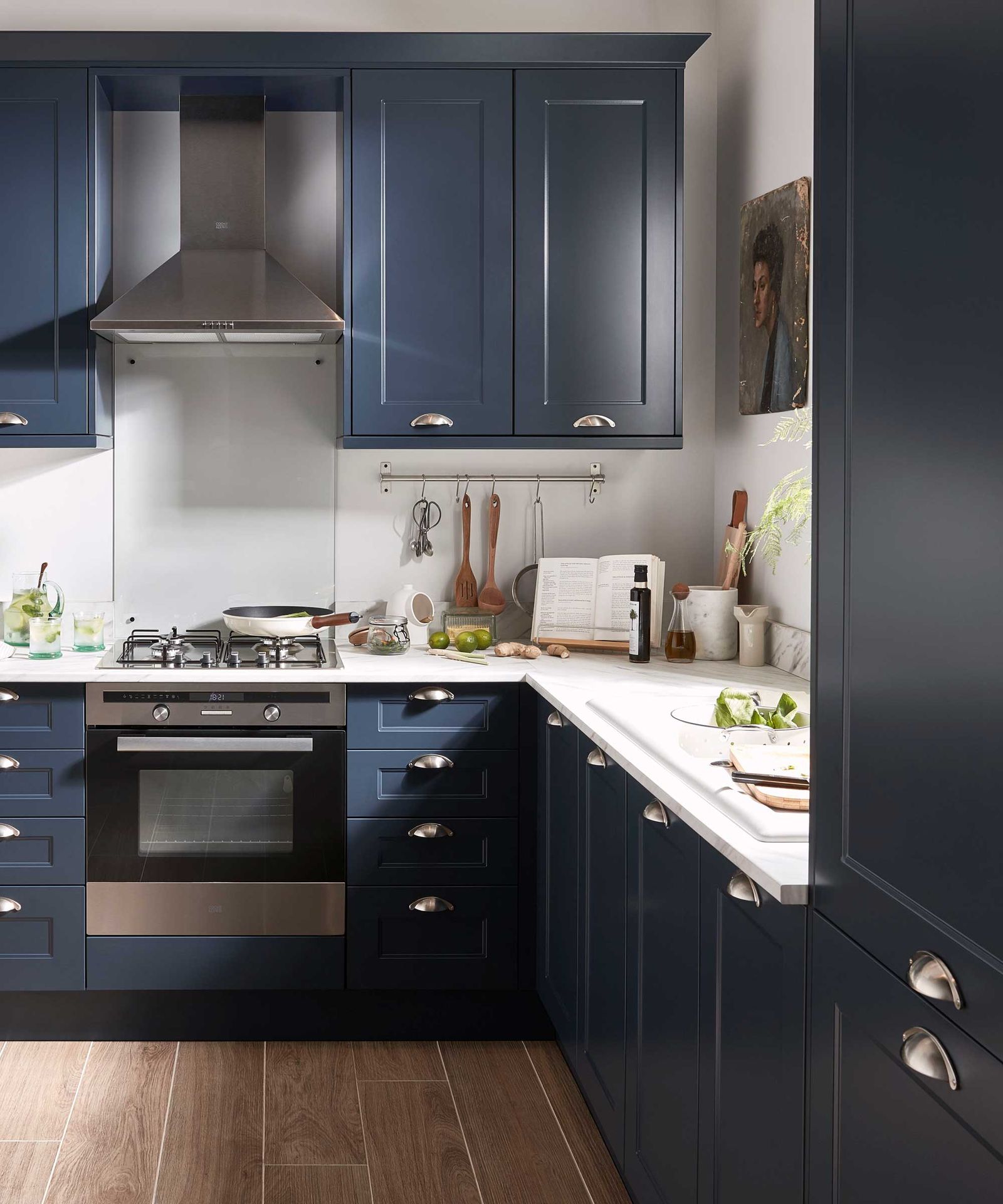 How to organize long and narrow kitchen Homes & Gardens