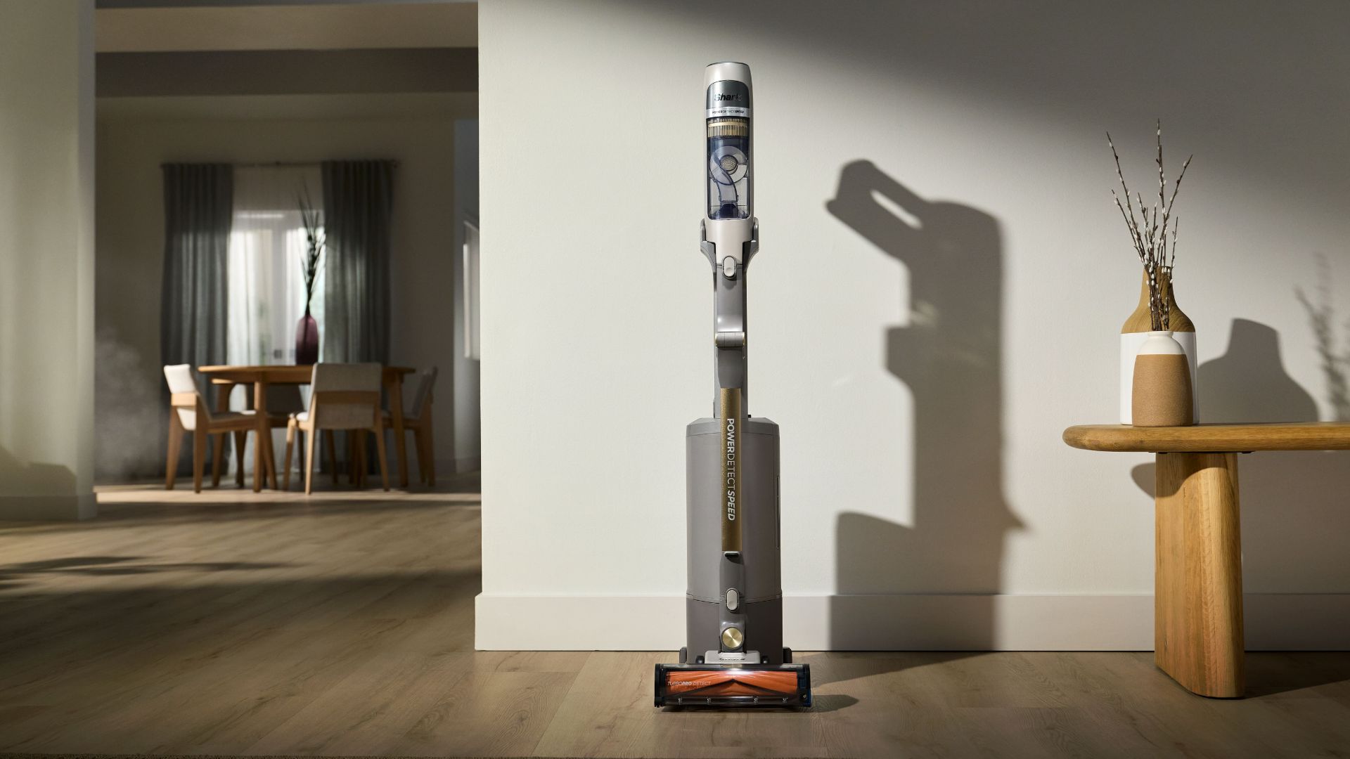 Shark PowerDetect Soeed Luxe Clean and Empty Vacuum