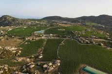 T-Oinos-birdview.jpg