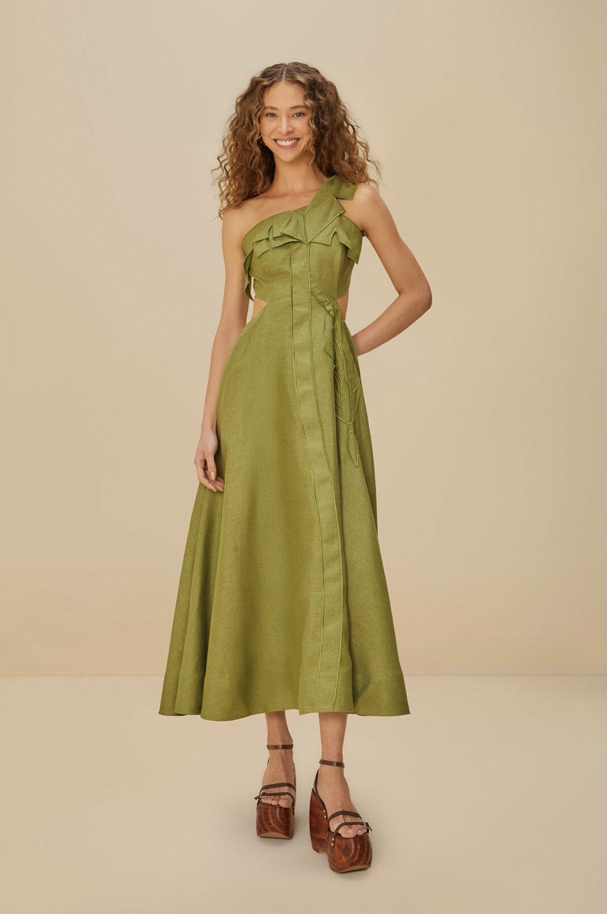 FARM RIO, Green Palm Tree One-Shoulder Linen Maxi Dress