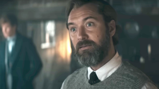 jude law in fantastic beasts: the secrets of dumbledore