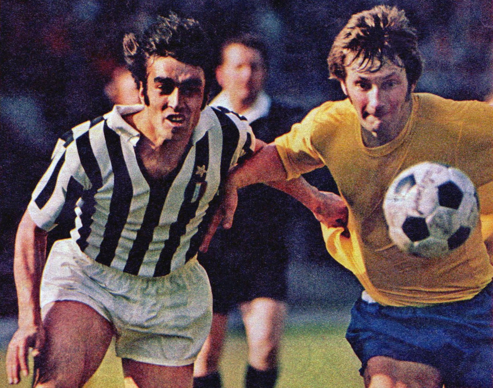 Derby County's John McGovern competes for the ball with Juventus' Pietro Anastasi during the 1972/73 European Cup semi-finals