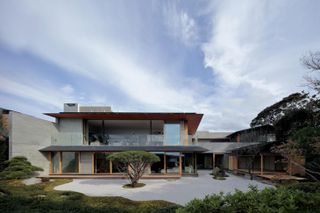 Japanese culture influences a house design in the scenic seaside town of Kamakura