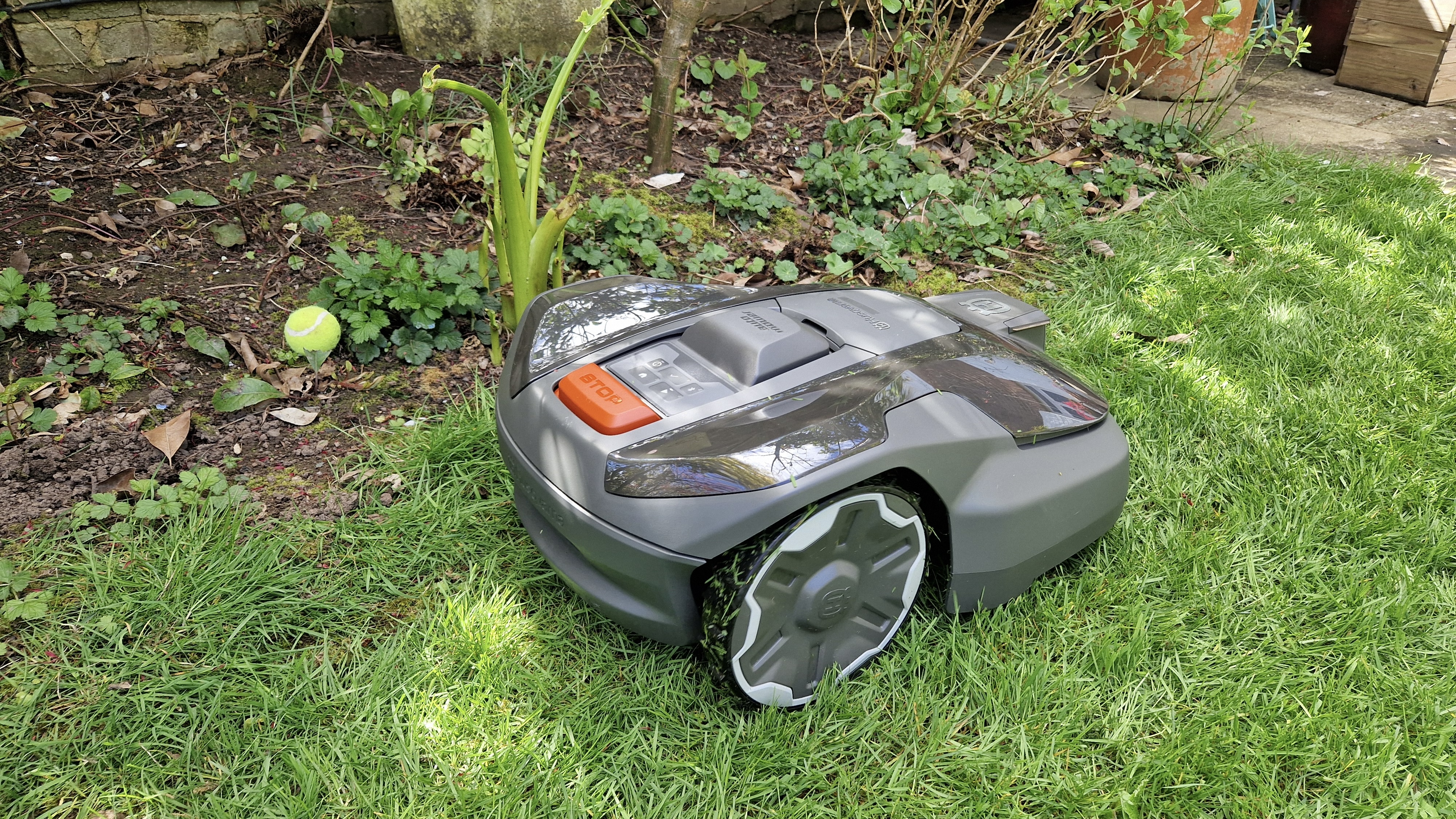 Husqvarna Automower 308V review
