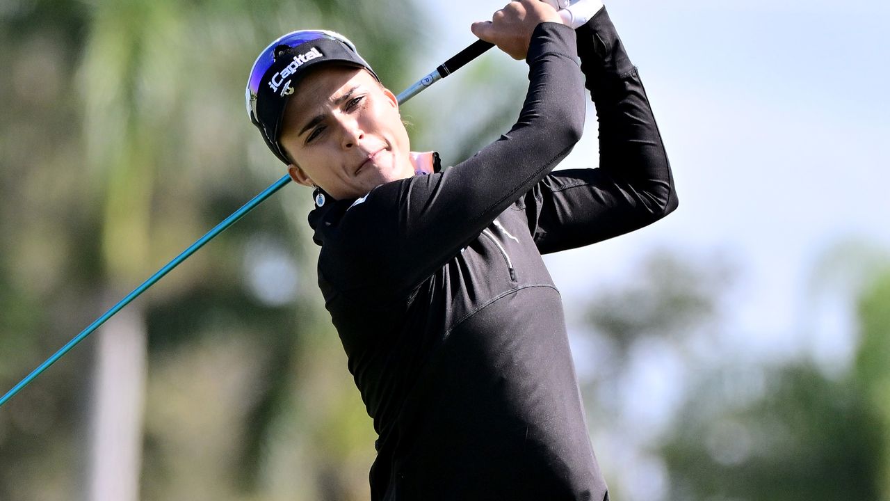 Lexi Thompson takes a shot at the 2024 LPGA Drive On Championship