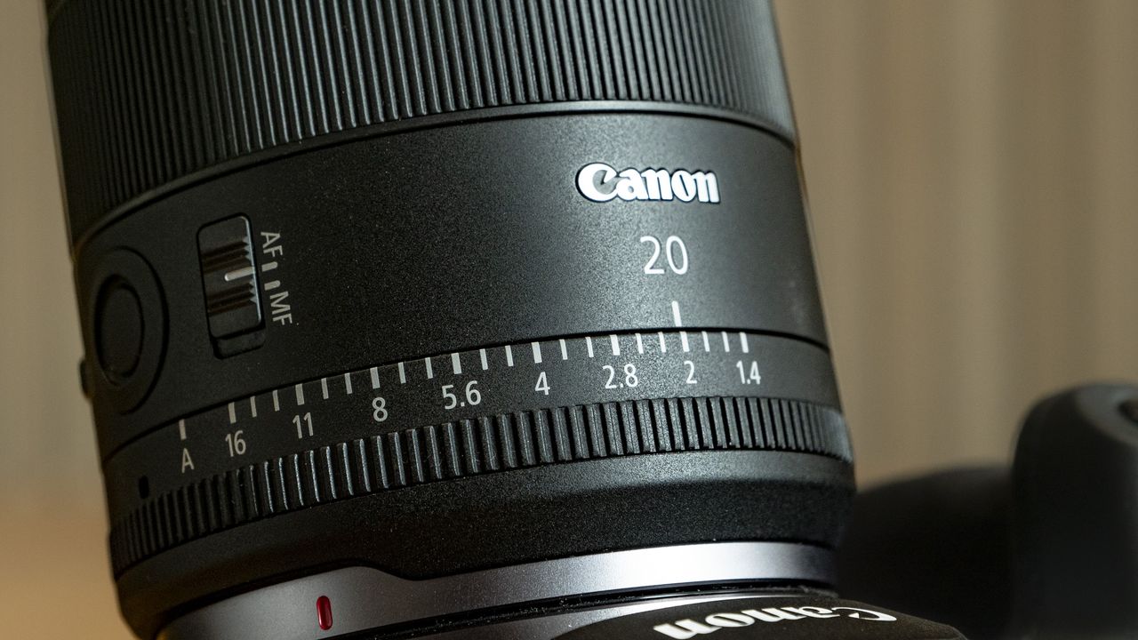 Closeup of the Canon RF 20mm F1.4L VCM lens' aperture ring