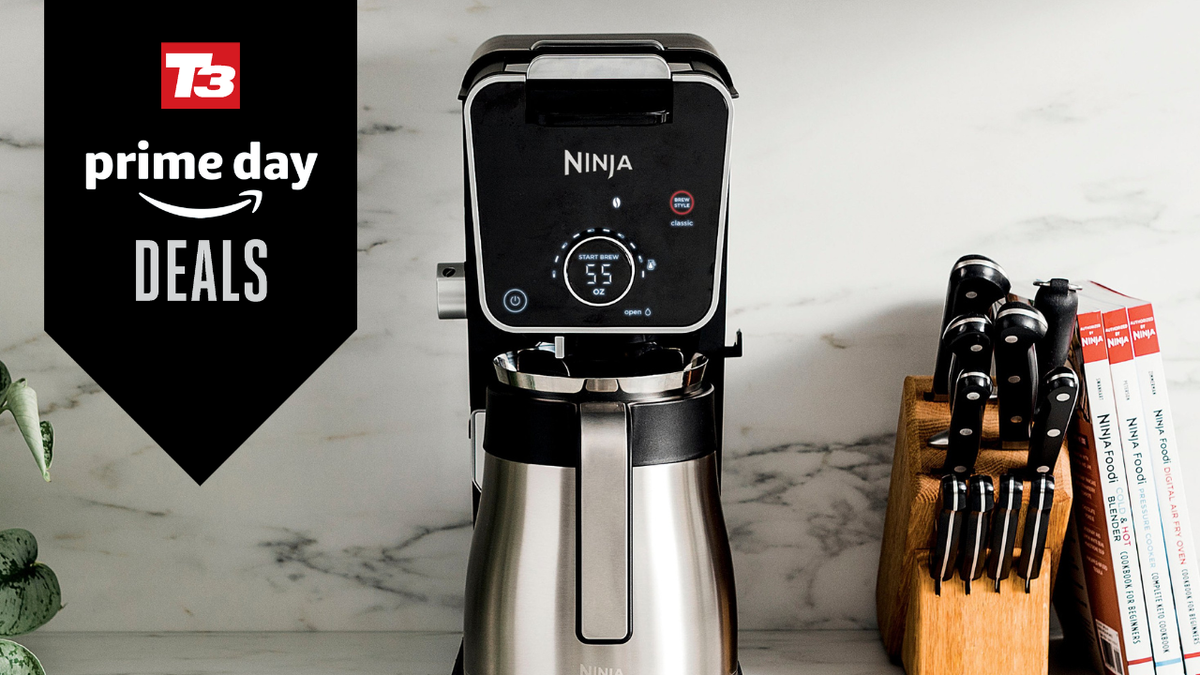 Ninja DualBrew Pro CFP301 vs CFP307 Coffee Maker Comparison How Are They  Different? 