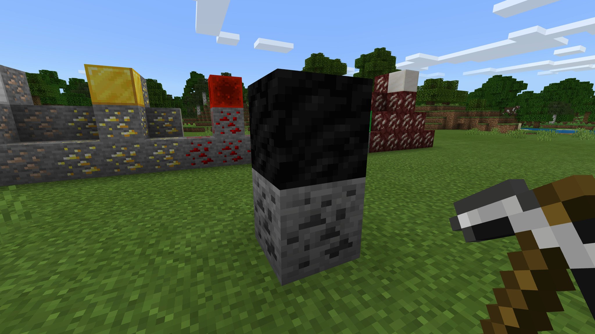 Some coal ore and a coal block