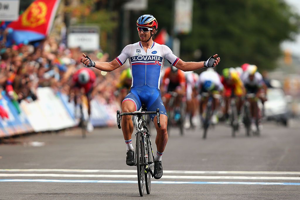 peter sagan rainbow jersey