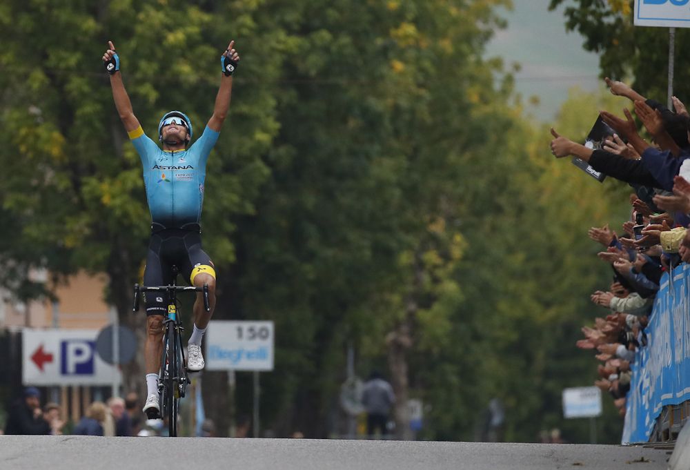 Luis Le&oacute;n Sanchez (Astana) wins Gran Premio Bruno Beghelli