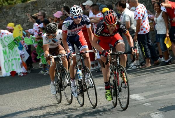 Cadel Evans, Jurgen Van Den Broeck and Nicolas Roche drive up the Mont-Saint Clair
