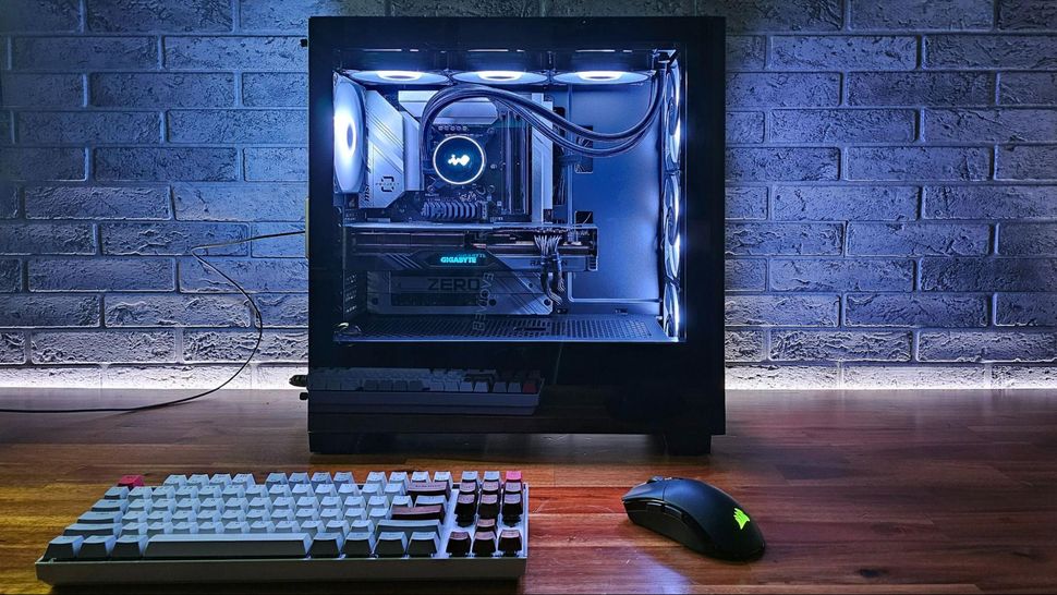 Hands-On with Phanteks' XT Pro Ultra PC case: Modern features with lots ...