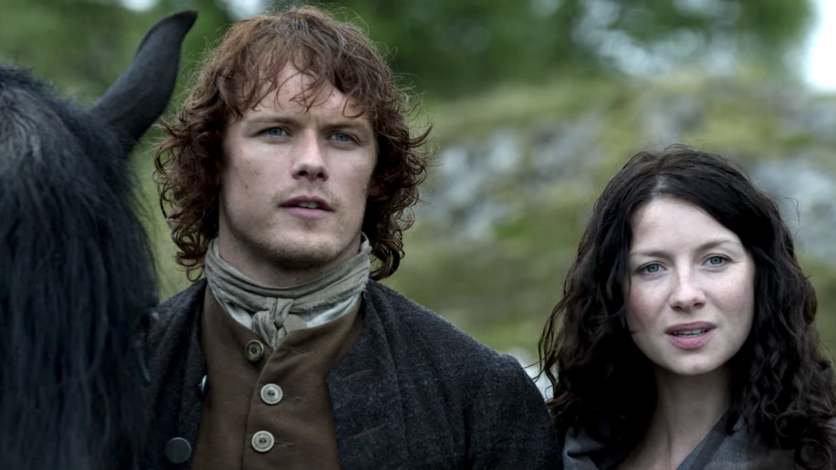 sam heughan and caitriona balfe on outlander season 1