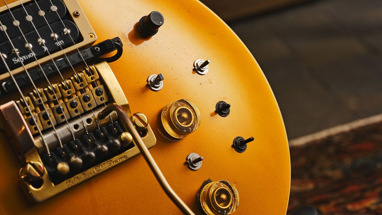 Robert Fripp Fernandes Gold Custom