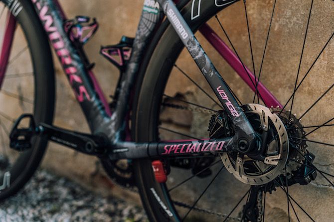 Even the darker side of Pascal Ackermann's custom-painted Specialized Venge featured pink and cyclamen-coloured highlights