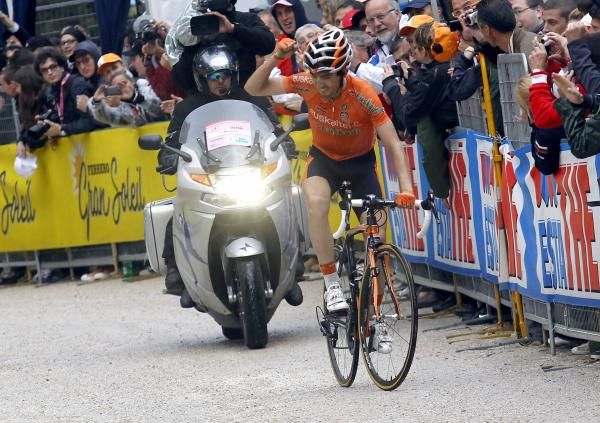 Mikel Nieve (Euskaltel-Euskadi) celebrates a fine stage win.