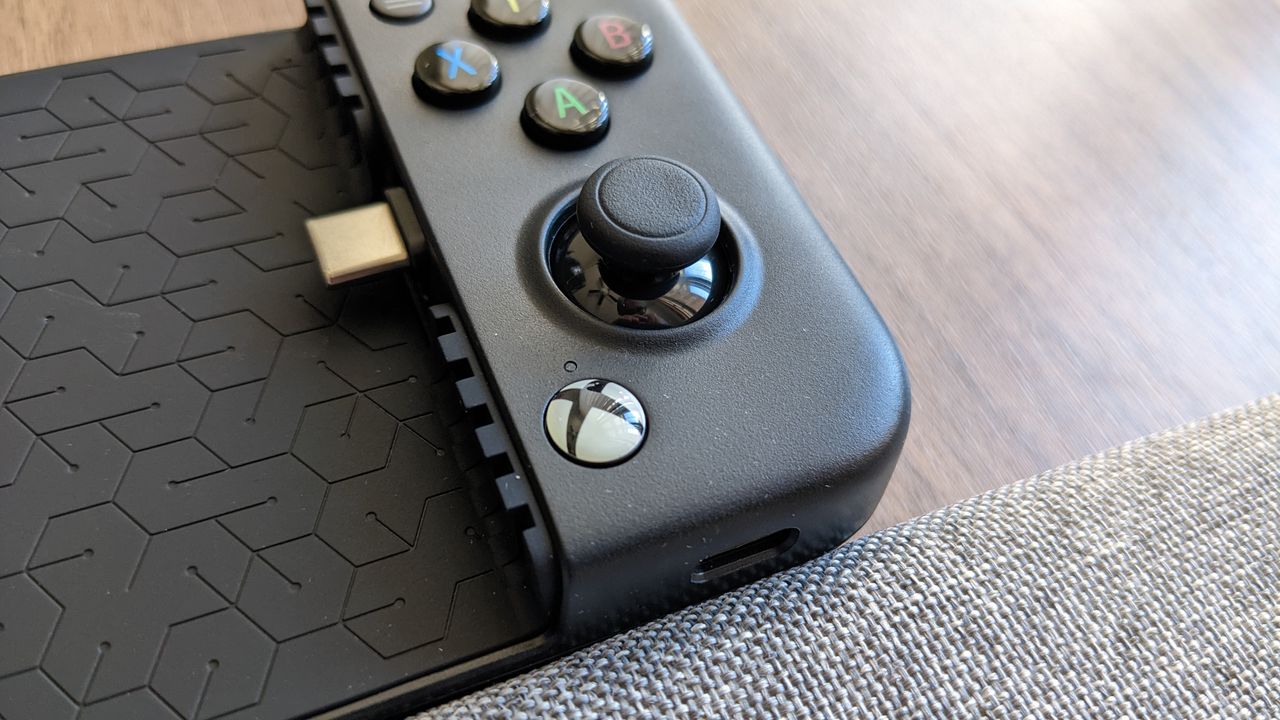 Gamesir X2 Pro thumbstick closeup