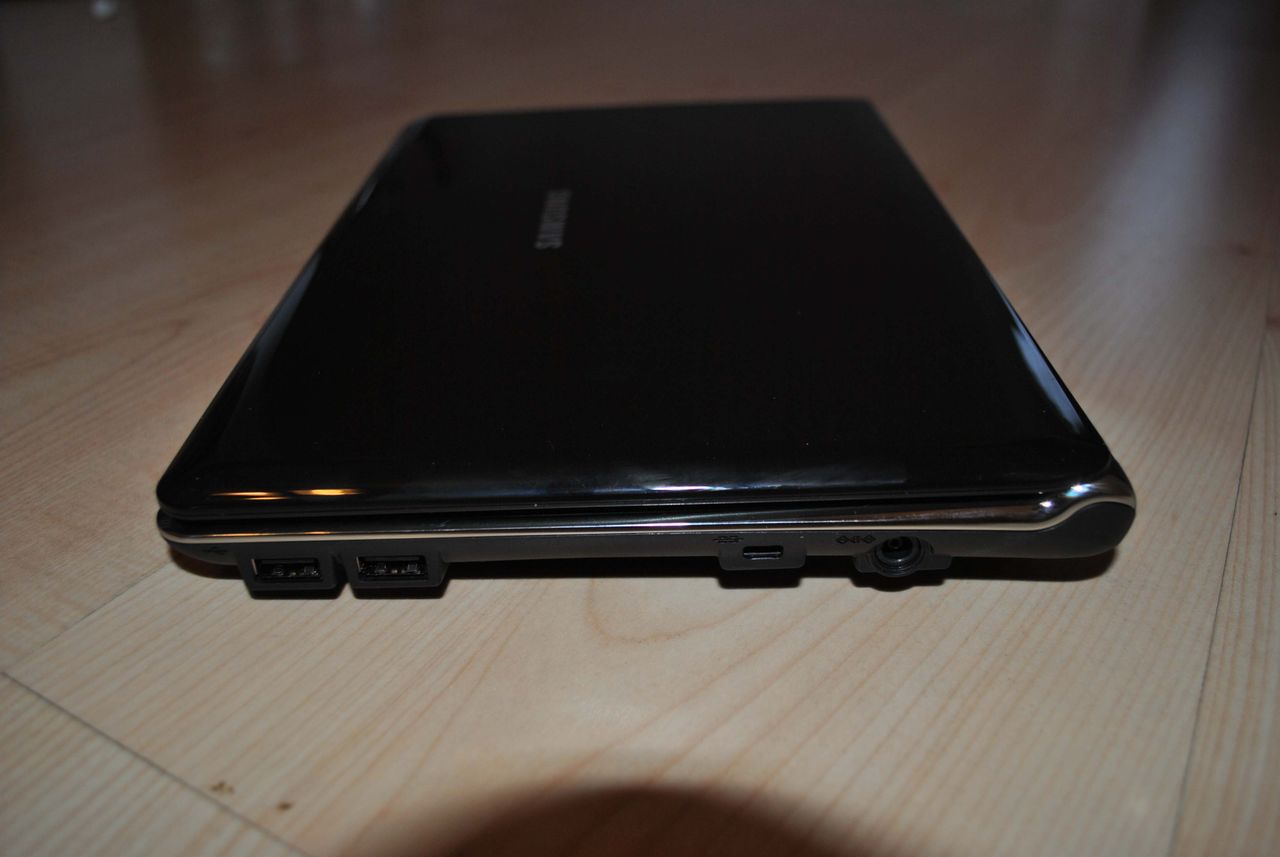 Samsung N140 netbook