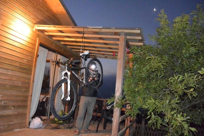 Mike Broderick preparing the bikes for the next training ride