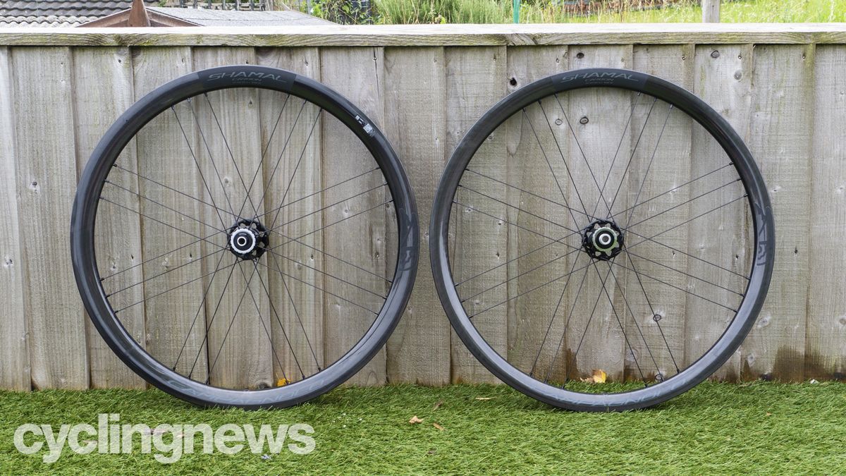 Campagnolo Shamal Carbon Disc wheelset