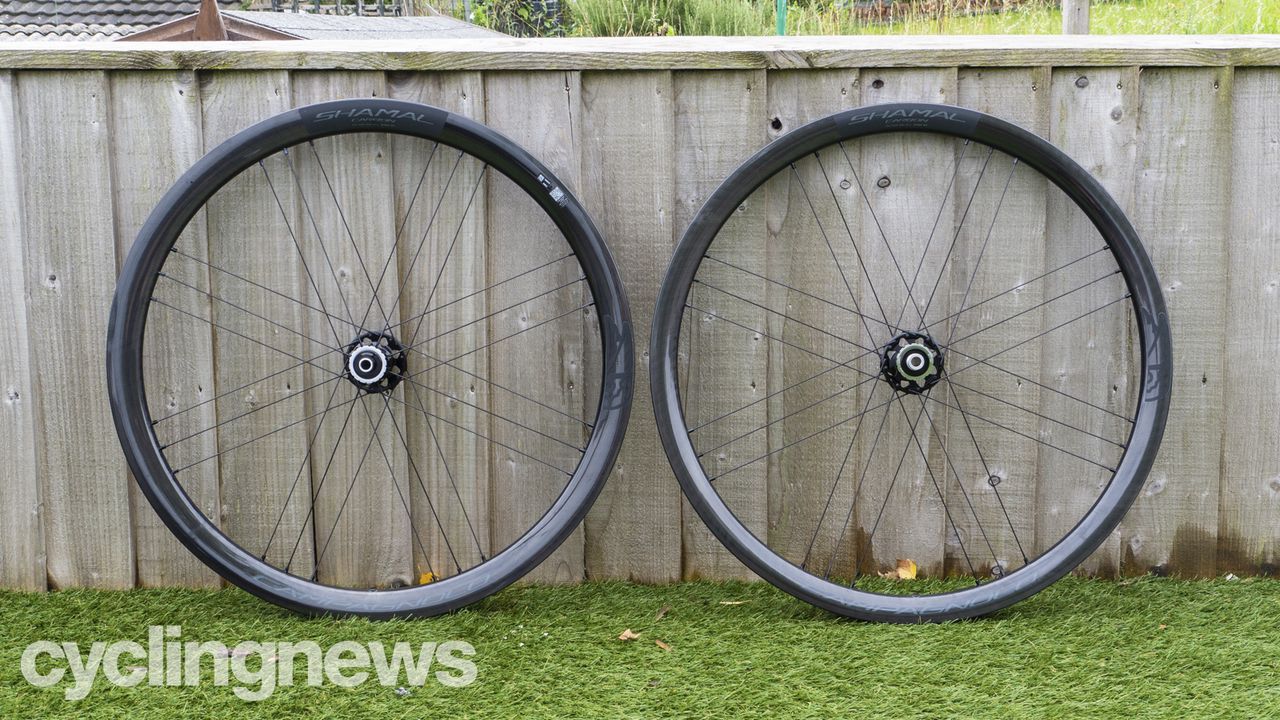 Campagnolo Shamal Carbon Disc wheelset