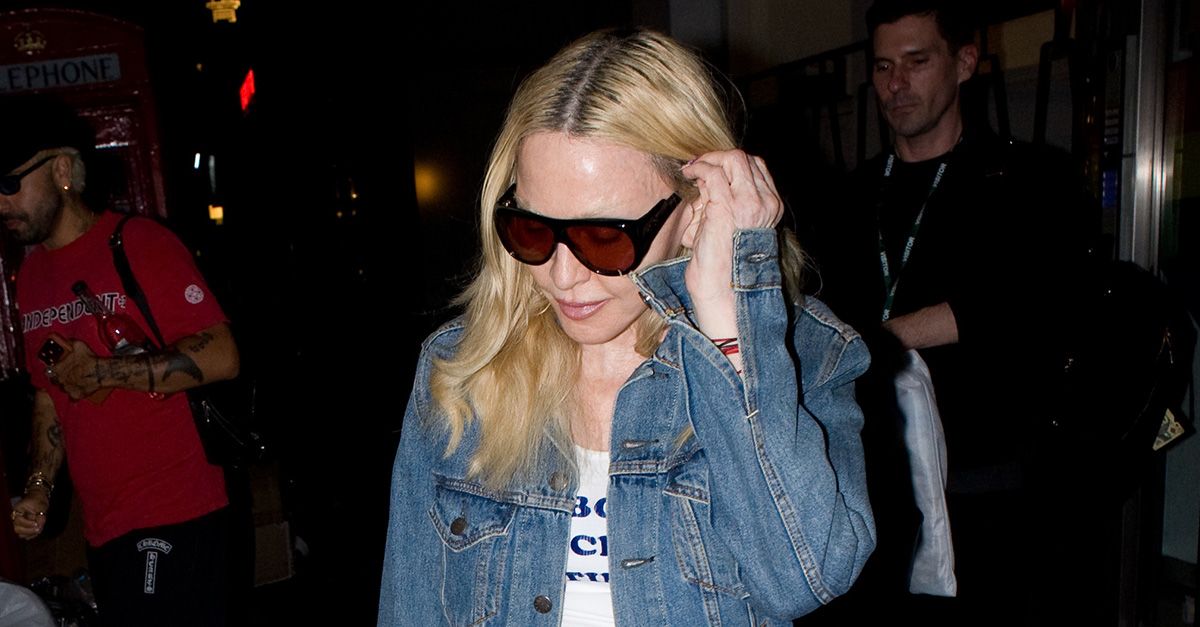 This Former Fashion Don’t Is Making a Quiet Comeback Amongst Cool Women In Their 60s