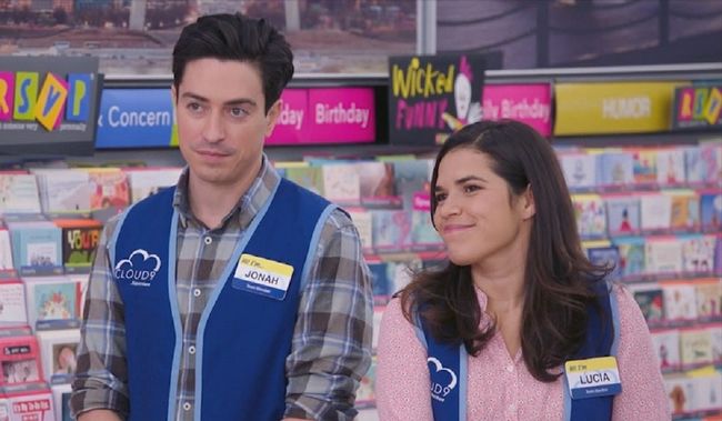 Superstore Amy And Jonah First Kiss Episode Superstore: The 8 Greatest Amy And Jonah Moments So Far | Cinemablend