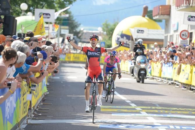 Ivan Santoromita celebrates as he wins the Italian national road race title