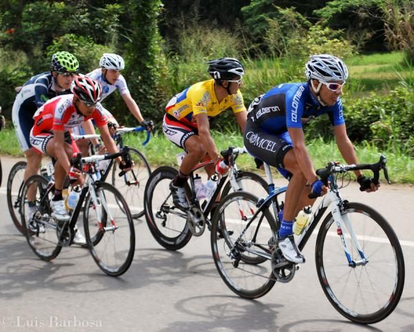 Felix Cardenas (Gw Shimano-Chec-Envia) in yellow before he lost his overall lead