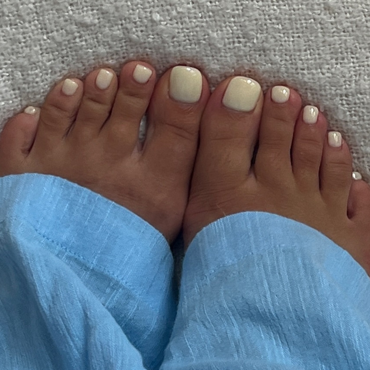 summer autumn transition colour pedicure trends 2026