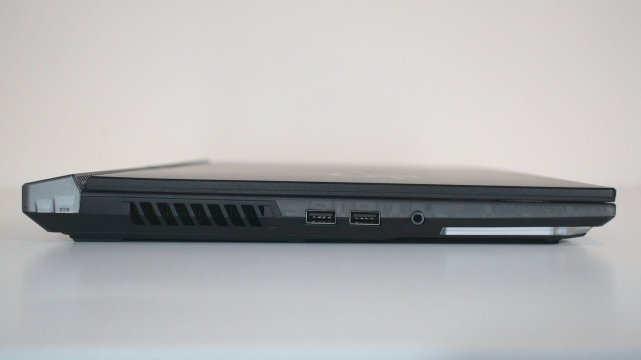 ASUS ROG Strix Scar G533