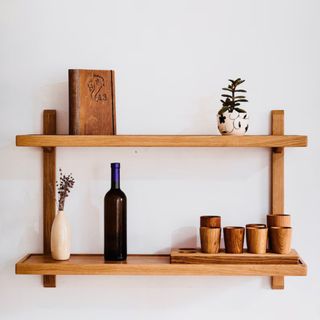 floating shelves 