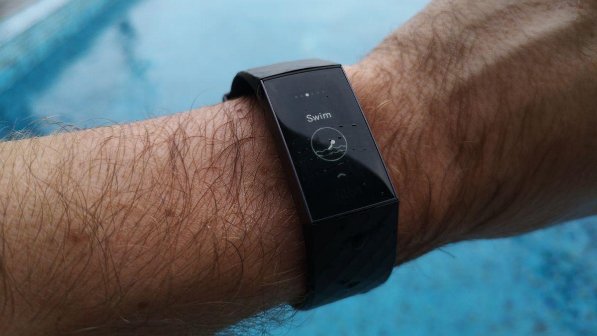 fitbit charge 3 nike run club