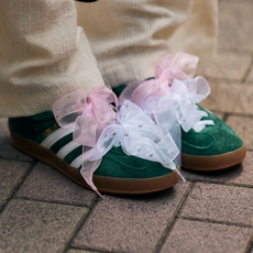 woman wearing sneakers in Tokyo. 