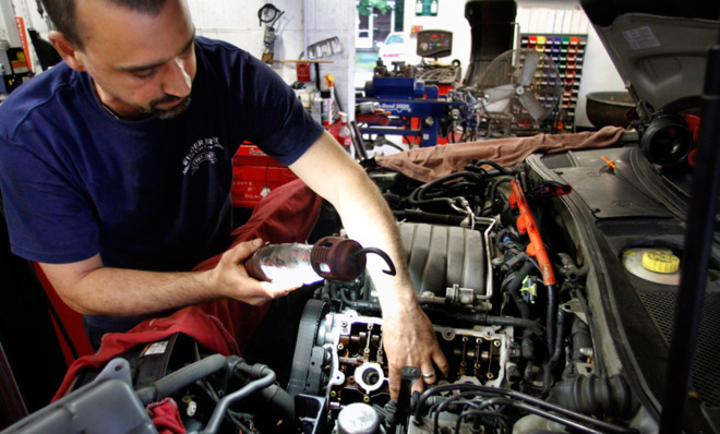 How to Pay for Car Repairs: 9 Ways to Deal With the Inevitable - RateGenius