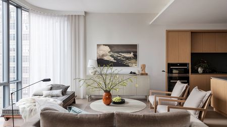 Manhattan condo by Renzo Piano and Holly Waterfield