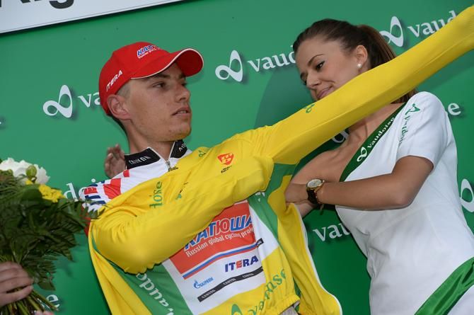 Simon Spilak (Katusha) dons the leader's jersey in Tour de Romandie