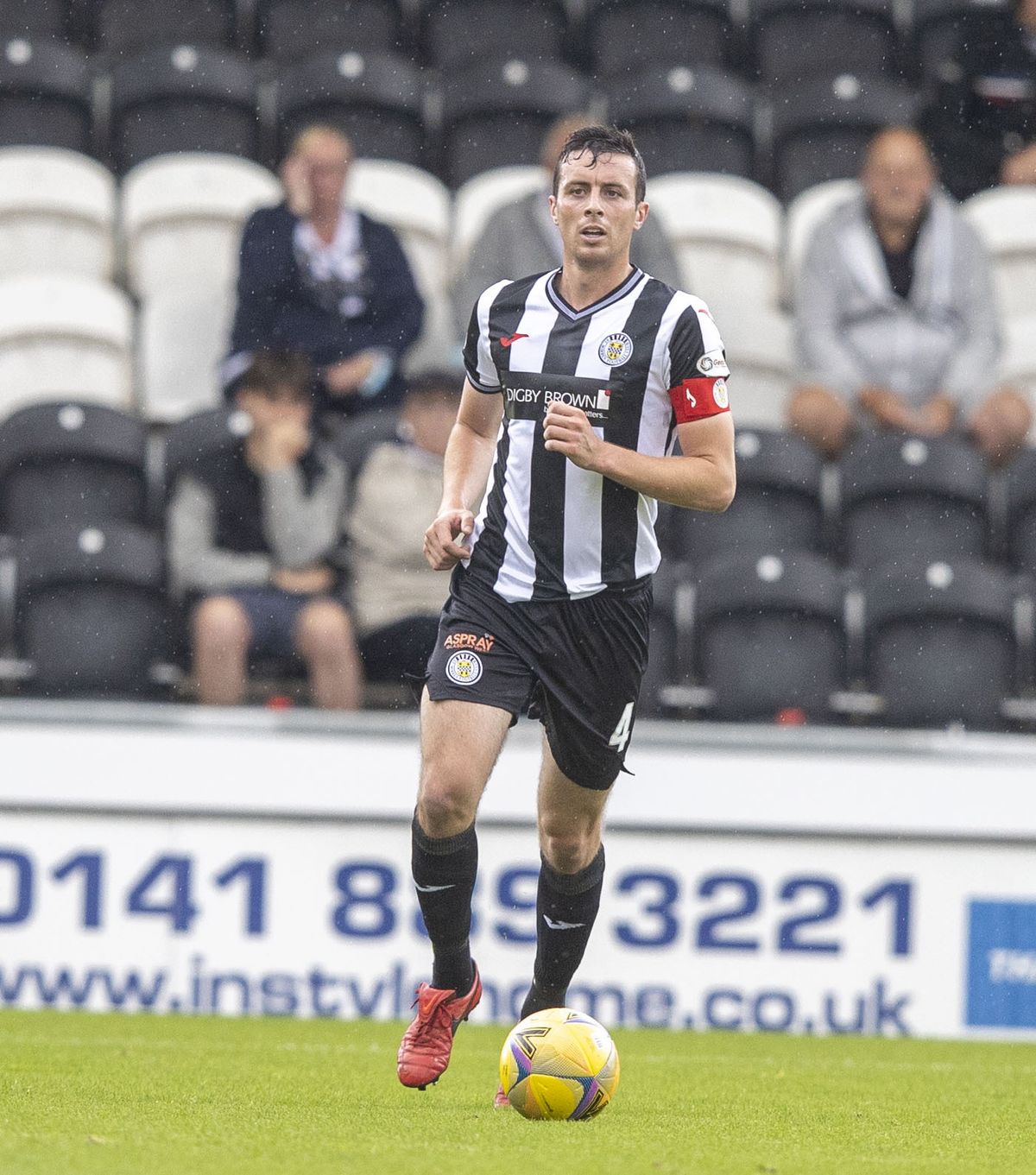 St Mirren v Heat of Midlothian – cinch Premiership – The SMiSA Stadium