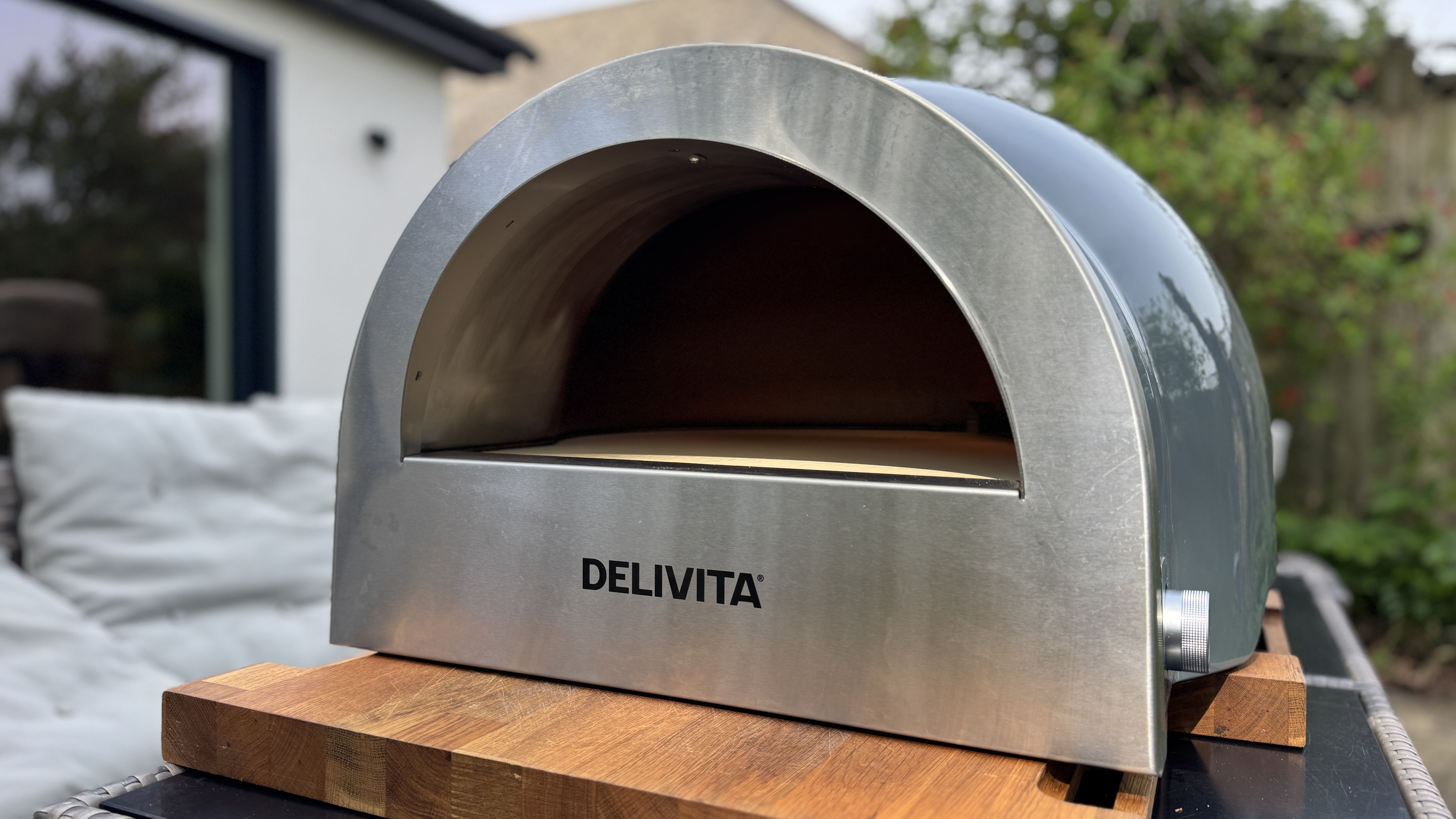 Delivita Flow Dual Fuel Pizza Oven